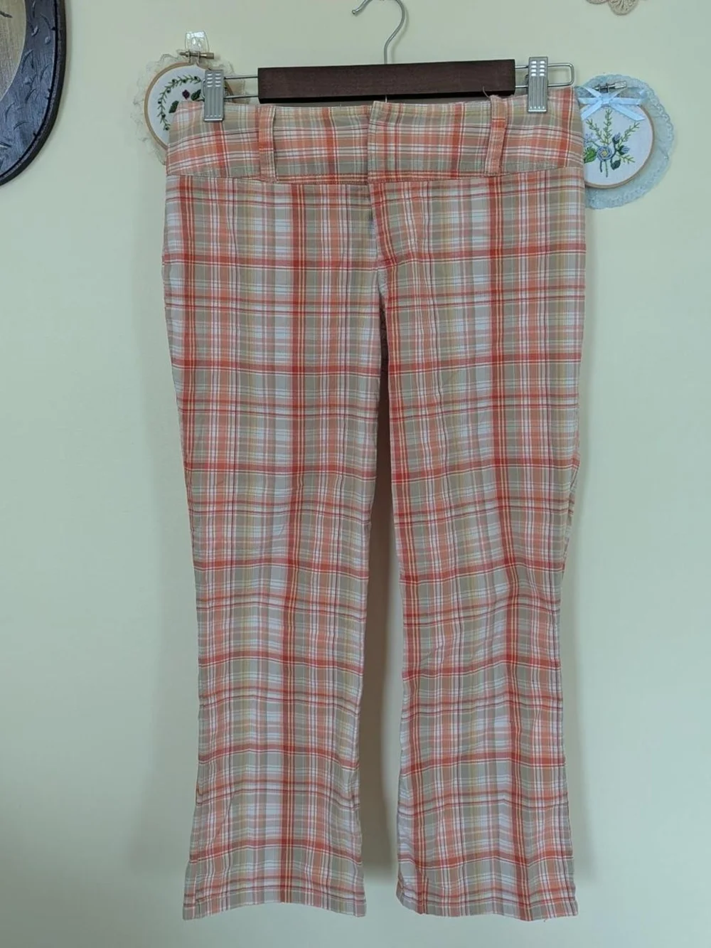 Vintage 2000s Plaid Capris